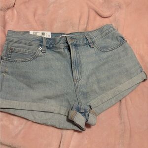 ⭐️ garage, denim shorts, nwt